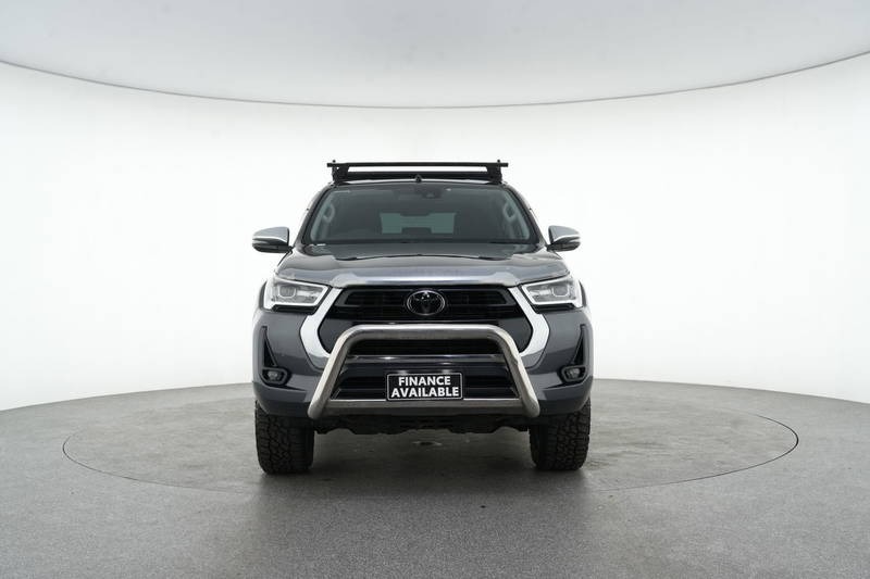 
								2020 Toyota Hilux SR5 Auto 4×4 Double Cab full									