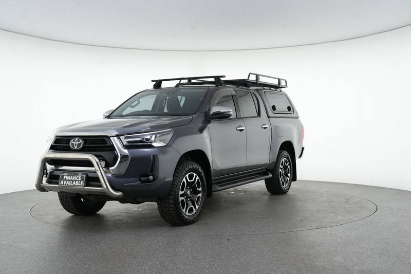 
								2020 Toyota Hilux SR5 Auto 4×4 Double Cab full									