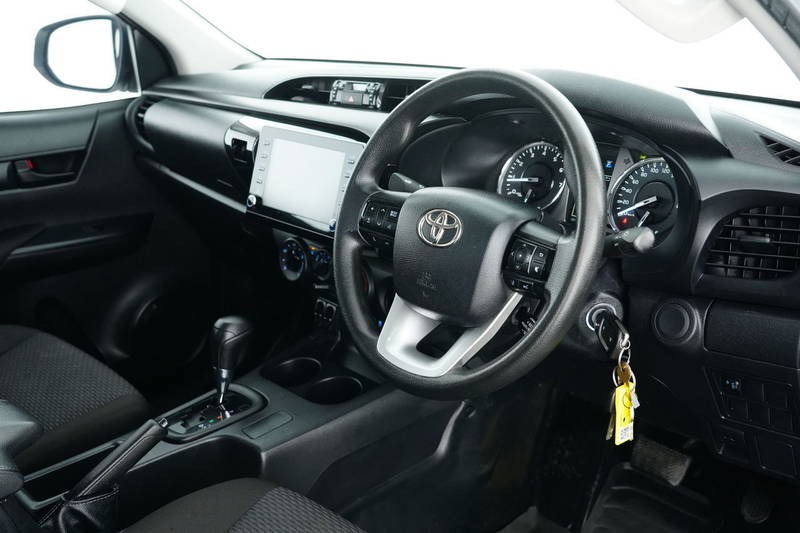 
								2021 Toyota Hilux Workmate Auto 4×2 full									