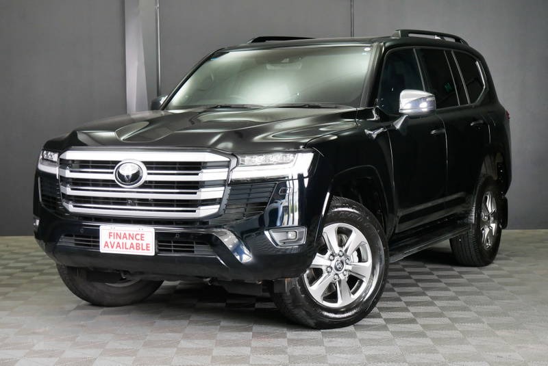 
								2023 Toyota Landcruiser Sahara Auto 4×4 full									