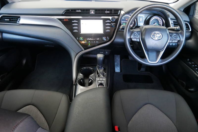 
								2020 Toyota Camry Hybrid Ascent Auto full									