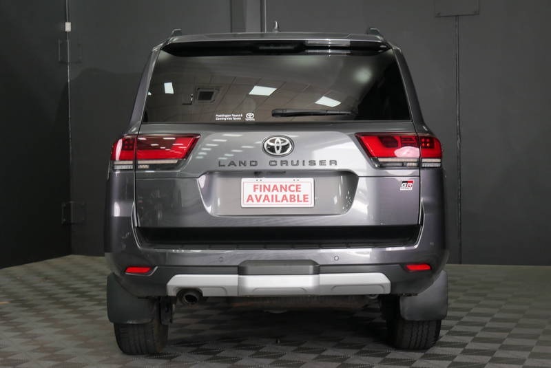 
								2025 Toyota Landcruiser GR Sport Auto 4×4 full									