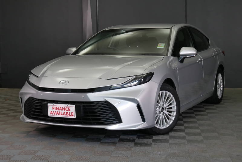 
								2025 Toyota Camry Hybrid Ascent Auto full									