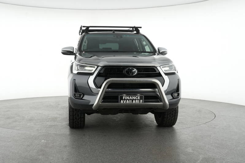 
								2020 Toyota Hilux SR5 Auto 4×4 Double Cab full									