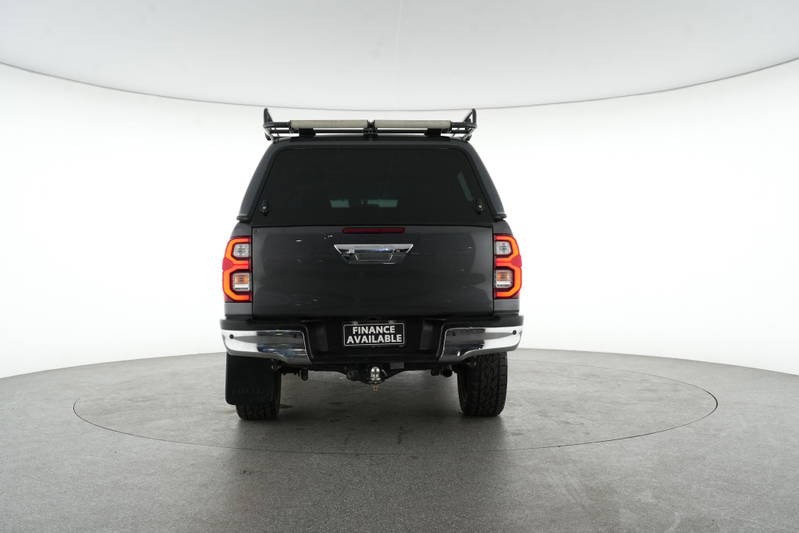 
								2020 Toyota Hilux SR5 Auto 4×4 Double Cab full									