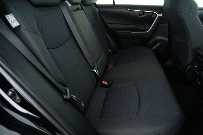 
								2023 Toyota RAV4 Hybrid GX Auto eFour full									