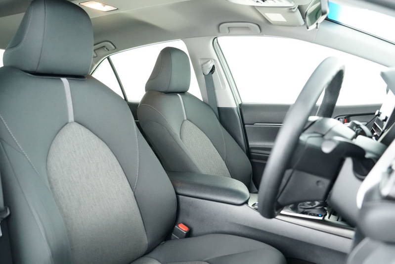 
								2021 Toyota Camry Hybrid Ascent Auto full									