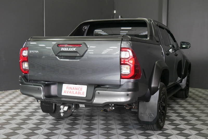 
								2025 Toyota Hilux Rogue 48V Auto 4×4 Double Cab full									