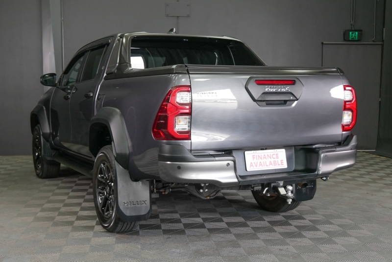 
								2025 Toyota Hilux Rogue 48V Auto 4×4 Double Cab full									