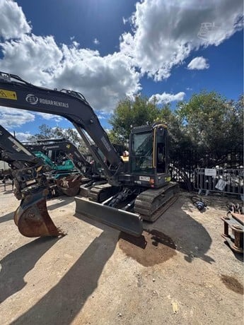 
								2023 VOLVO ECR88D full									