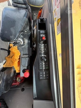 
								2023 VOLVO ECR88D full									