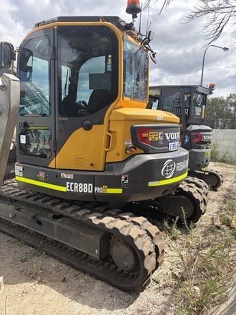 
								2023 VOLVO ECR88D full									