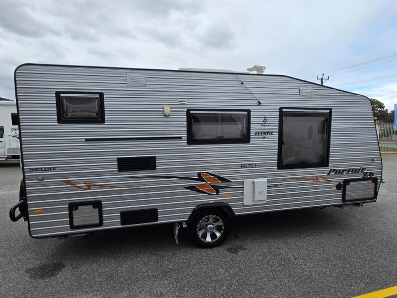 
								2013 OLYMPIC PURSUIT Z6 SINGLE AXLE SEMI OFF-ROAD CARAVAN full									