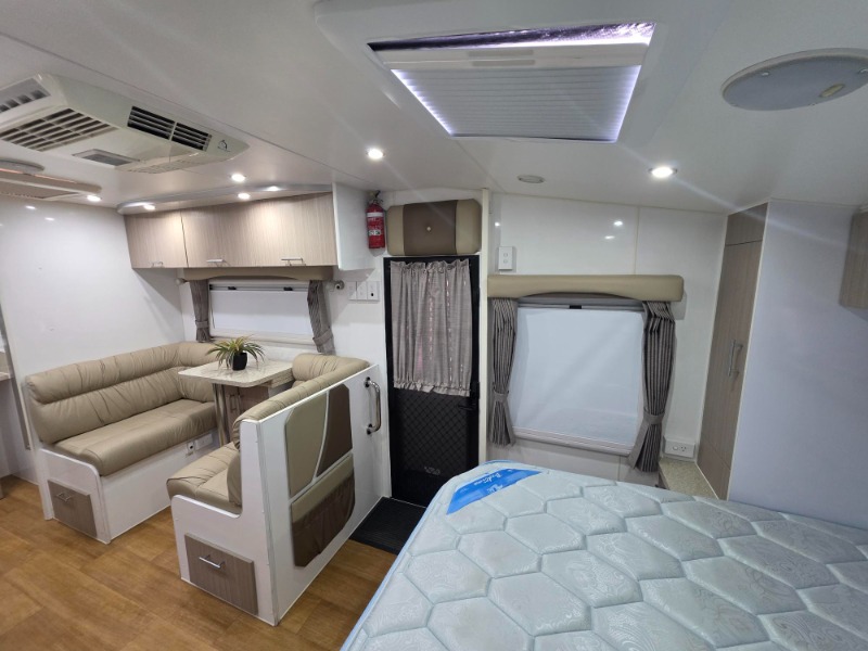 
								2013 OLYMPIC PURSUIT Z6 SINGLE AXLE SEMI OFF-ROAD CARAVAN full									