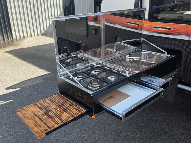 
								2021 LEGEND TRACKLINE 18’6 FT OFF-ROAD CARAVAN WITH EXTERNAL KITCHEN full									