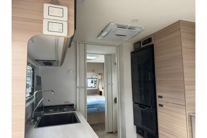 
								2026 Jayco DISCOVERY CARAVAN 22.68-3.OB.DY-MY26 full									