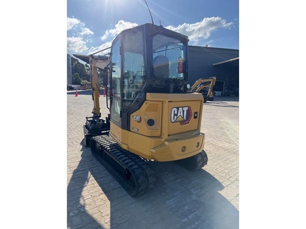
								2023 CATERPILLAR 304 full									