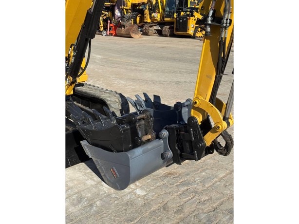 
								2023 CATERPILLAR 304 full									