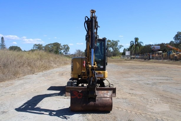 
								2015 CATERPILLAR 305.5E2 CR full									