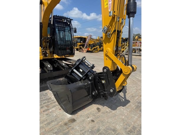 
								2024 CATERPILLAR 315 full									