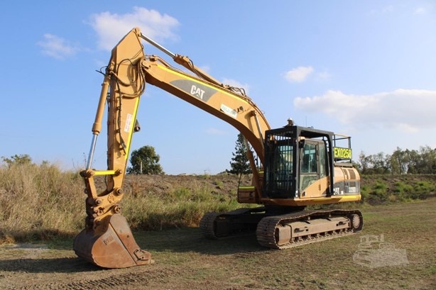 2007 CATERPILLAR 320DL