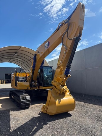 
								2026 CATERPILLAR 320 full									