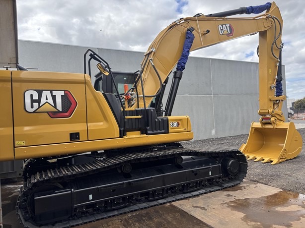 
								2026 CATERPILLAR 330 full									
