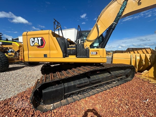 2020 CATERPILLAR 330
