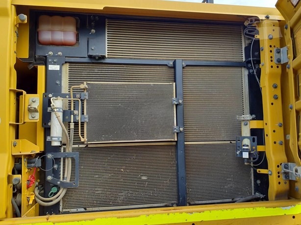 
								2022 CATERPILLAR 336 full									