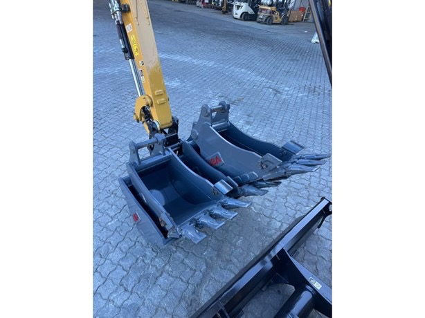 
								2023 CATERPILLAR 306CR full									
