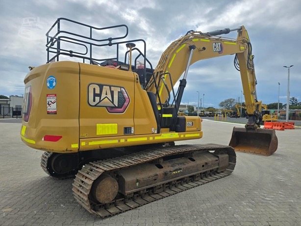 
								2022 CATERPILLAR 320 full									
