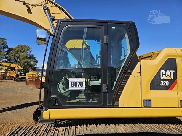 
								2020 CATERPILLAR 320 full									