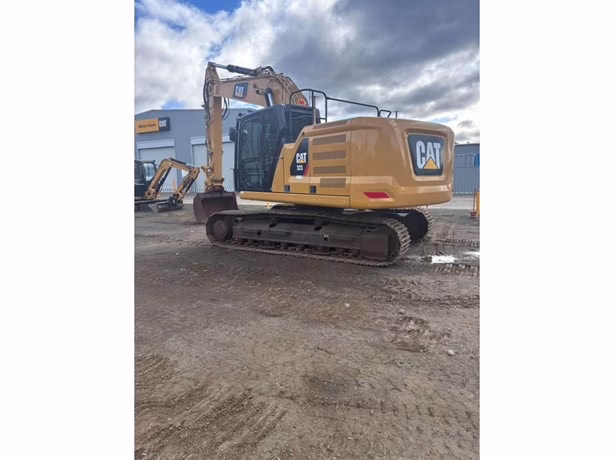 
								2018 CATERPILLAR 323 full									