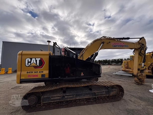 
								2020 CATERPILLAR 326 full									