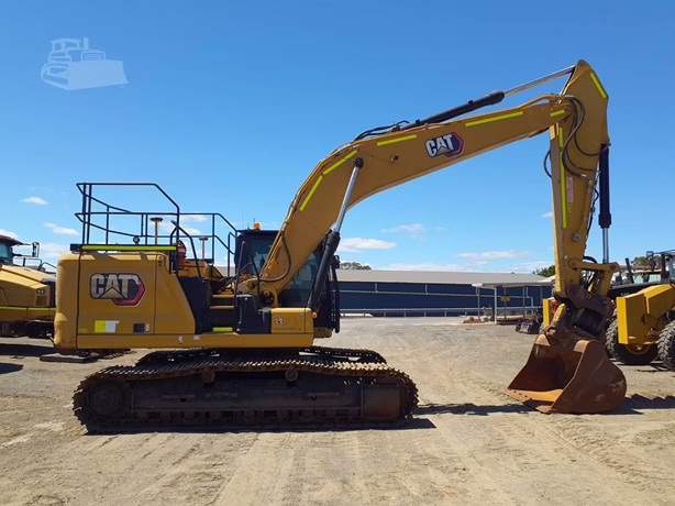 
								2019 CATERPILLAR 330 full									