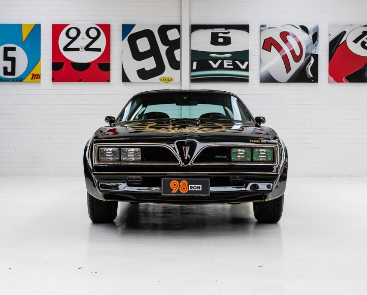 
								1977 Pontiac Transam full									