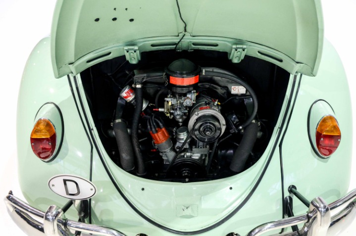 
								1967 Volkswagen Beetle Deluxe full									