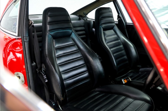 
								1976 Porsche 911 2.7 Coupe full									