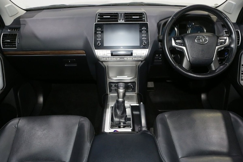 
								2021 Toyota Landcruiser Prado VX GDJ150R full									
