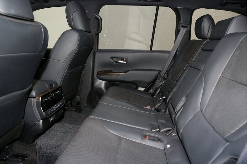 
								2024 Toyota Landcruiser VX FJA300R full									