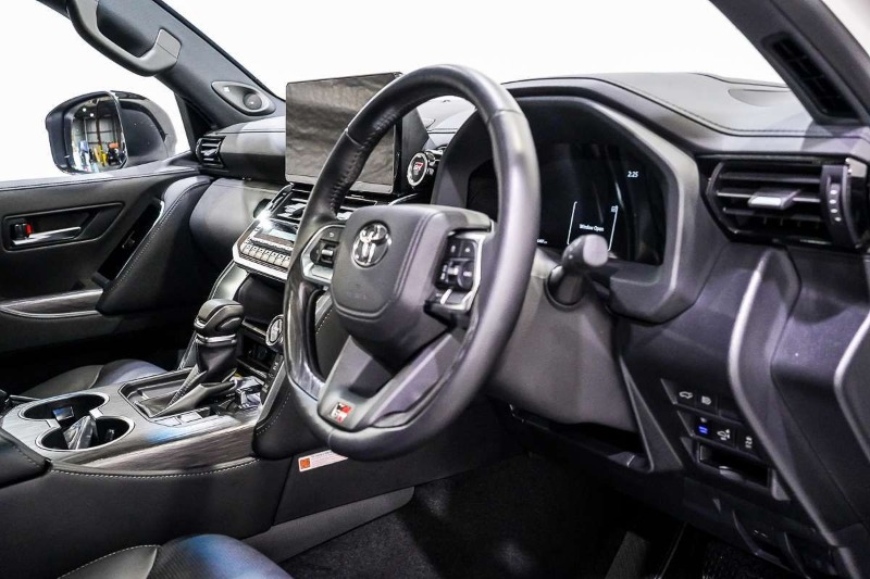 
								2026 Toyota Landcruiser GR Sport FJA300R full									