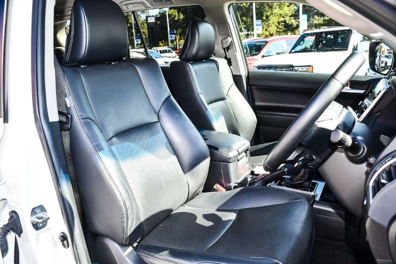 
								2022 Toyota Landcruiser Prado VX GDJ150R full									
