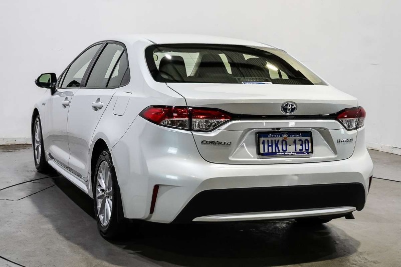 
								2021 Toyota Corolla Ascent Sport MZEA12R full									