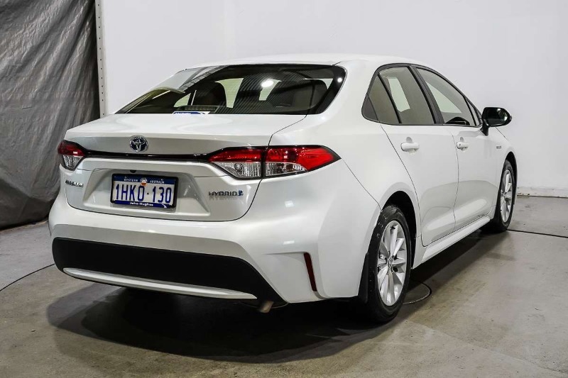 
								2021 Toyota Corolla Ascent Sport MZEA12R full									