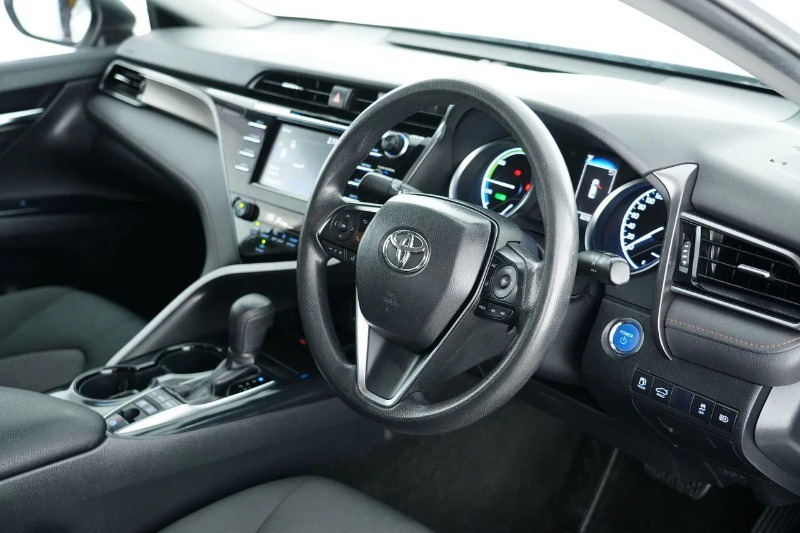 
								2019 Toyota Camry Hybrid Ascent Auto full									