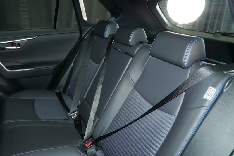 
								2025 Toyota RAV4 Hybrid XSE Auto 2WD full									