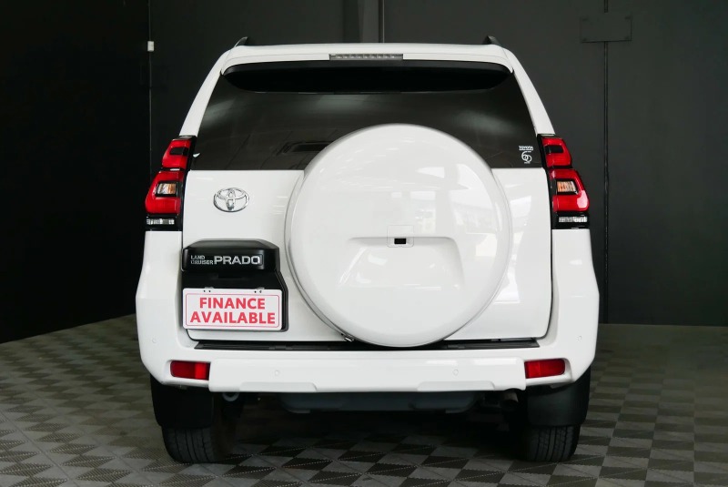 
								2023 Toyota Landcruiser Prado GXL Auto 4×4 full									