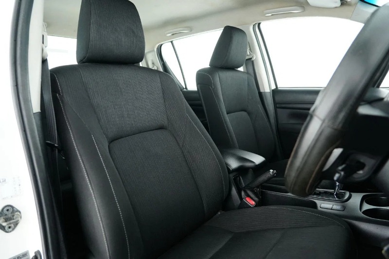 
								2020 Toyota Hilux SR Auto 4×4 Double Cab full									