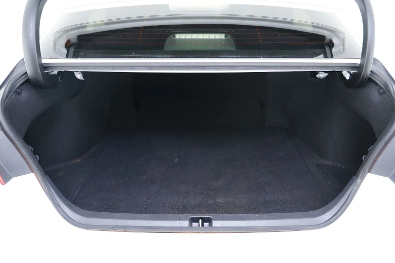 
								2020 Toyota Camry Hybrid Ascent Auto full									