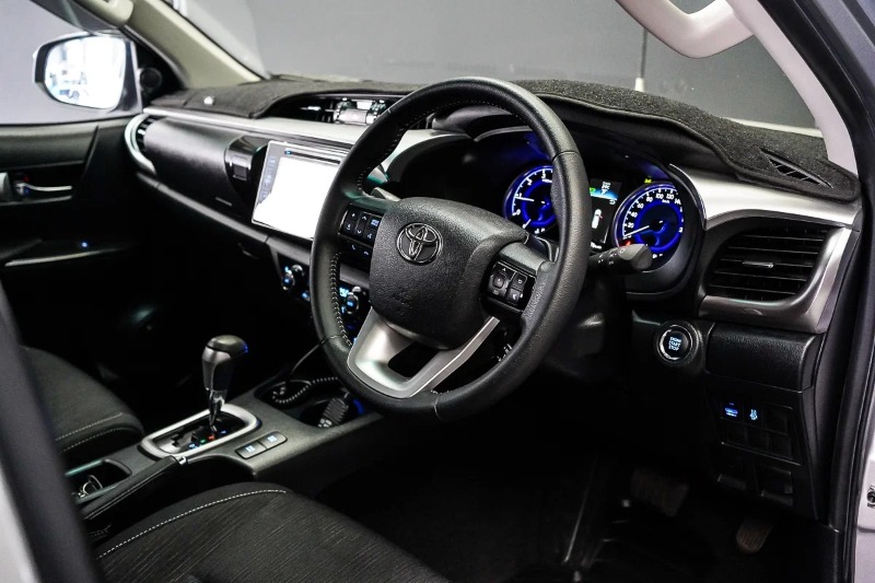 
								2018 Toyota Hilux SR5 Auto 4×4 Double Cab full									